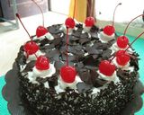 Foto langkah ke 8 dari resep Black Forest Panggang.