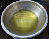 கார்லிக் பிரெஞ்சு ப்ரைஸ் ரெசிபி ஸ்டேப் 2 புகைப்படம்