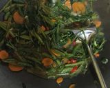 Foto langkah ke 4 dari resep Tumis Kangkung / oseng kangkung.