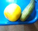 A picture of step 1 of Sweetmelongreen Juice.