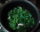 Foto del paso 2 de la receta: Sofrito de espinacas y acelga
