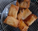 Foto langkah ke 5 dari resep Lumpia mini isi pisang, coklat dan keju renyah dan lumer.