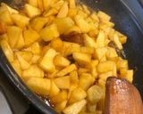 Une image de l'étape 1 de Cookies aux pommes caramélisées.