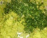 A picture of step 4 of Spicy Guacamole.