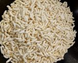 A picture of step 1 of Mixed vegetables with puffed rice.