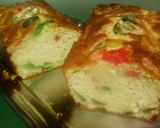 Foto del paso 4 de la receta: Bizcocho de yogur, manzana y fruta escarchada