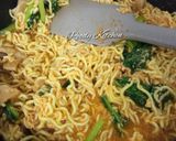 Foto langkah ke 5 dari resep Mie Kluntung khas Surabaya.