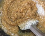 A picture of step 3 of Rajasthani Besan Halwa 🥮.
