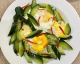 Foto langkah ke 3 dari resep Telur Kuah Timun.