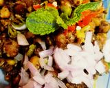 A picture of step 4 of Kaaly channy ki Chaat.