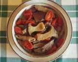 Foto del passaggio 15 della ricetta Cavatelli a tre dita al grano arso con pomodorini infornati e funghi cardoncelli