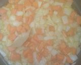 Foto del paso 2 de la receta: Pollo con zanahoria y cebolla