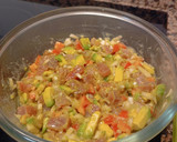 Foto del paso 3 de la receta: Tartar de atún con aguacate