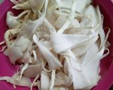 Foto langkah ke 2 dari resep Jamur Tiram Goreng Tepung.