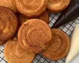 Foto langkah ke 4 dari resep Cromboloni Cream Cheese.