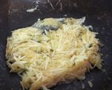 A picture of step 3 of Apple coconut burfi.