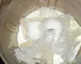 A picture of step 2 of Banana Date shake.