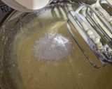 Foto langkah ke 3 dari resep Basque burnt cheesecake.