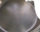 Foto del paso 2 de la receta: Manitas de cordero guisadas con patatas en olla rápida