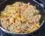 এগ চাউমিন বা নুডলস (Egg Noodles Recipe in Bengali) রেসিপি ধাপ - 4 ছবি