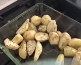 A picture of step 4 of Roasted Jerusalem Artichokes with Thyme & Kumquat.