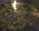 A picture of step 2 of Cinnamon green tea.