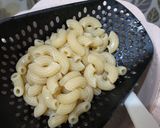 Foto langkah ke 1 dari resep Makaroni Goreng Ayam.