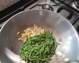 Foto langkah ke 4 dari resep Tumis Buncis Telur.