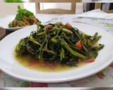 Foto langkah ke 5 dari resep Tumis Kangkung Terasi.