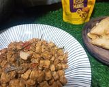 Foto langkah ke 8 dari resep Oseng tempe ebi daun jeruk.