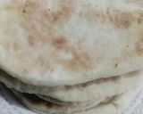 Фото кроку 5 до Лепешки на сковороде с сыром и зеленью 🧀.