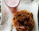 A picture of step 2 of Nutrela Chowmin.