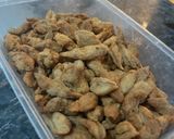 Foto langkah ke 4 dari resep Kue gunting renyah no telur & santan.