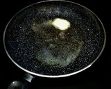 Foto del paso 2 de la receta: Piña caramelizada con miel