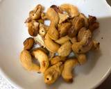 Fried Chicken and Sweet Pepper with Cashew nuts recipe step 1 photo