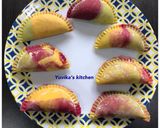 A picture of step 2 of Three coloured Gujiya.