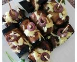 صورة لخطوة 3 من وصفة لفائف الباذنجان المحشيه بطعم لا يقاوم 😘😋