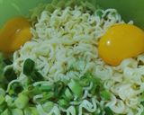 Foto langkah ke 2 dari resep Mamie ~ Martabak mie.