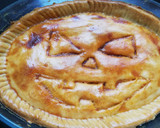 Foto del paso 18 de la receta: Empanada de pimiento y chorizo terrorífica🎃