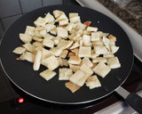 A picture of step 2 of Crispy bread.