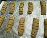 A picture of step 9 of Nutella stuffed caterpillar buns.