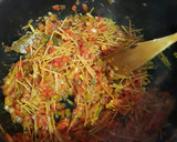 Foto del paso 13 de la receta: Bonito guisado con fideos gordos