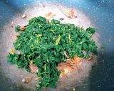 Foto langkah ke 3 dari resep Tumis Daun Singkong.