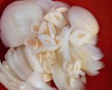 Foto del paso 2 de la receta: Hígado Encebollado con Coliflor Hervido (Cocina Fácil Parte II)