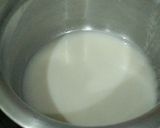 A picture of step 2 of Paalooda sweet Malabar drink.
