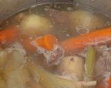 Marha és sertés csontból főtt erőleves recept fázis 2 fotója