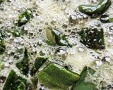 Foto del paso 4 de la receta: Salsa de poblano y aceite