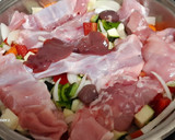Foto del paso 3 de la receta: Conejo con pisto (todo en crudo)