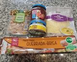 Foto del paso 1 de la receta: Pizza de Masa Quebrada con mermelada, pollo, piña y queso