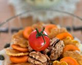 Foto del paso 6 de la receta: Ensalada de tortilla francesa, palmitos, zanahoria, nueces, alcaparras y semillas de calabaza 🥗